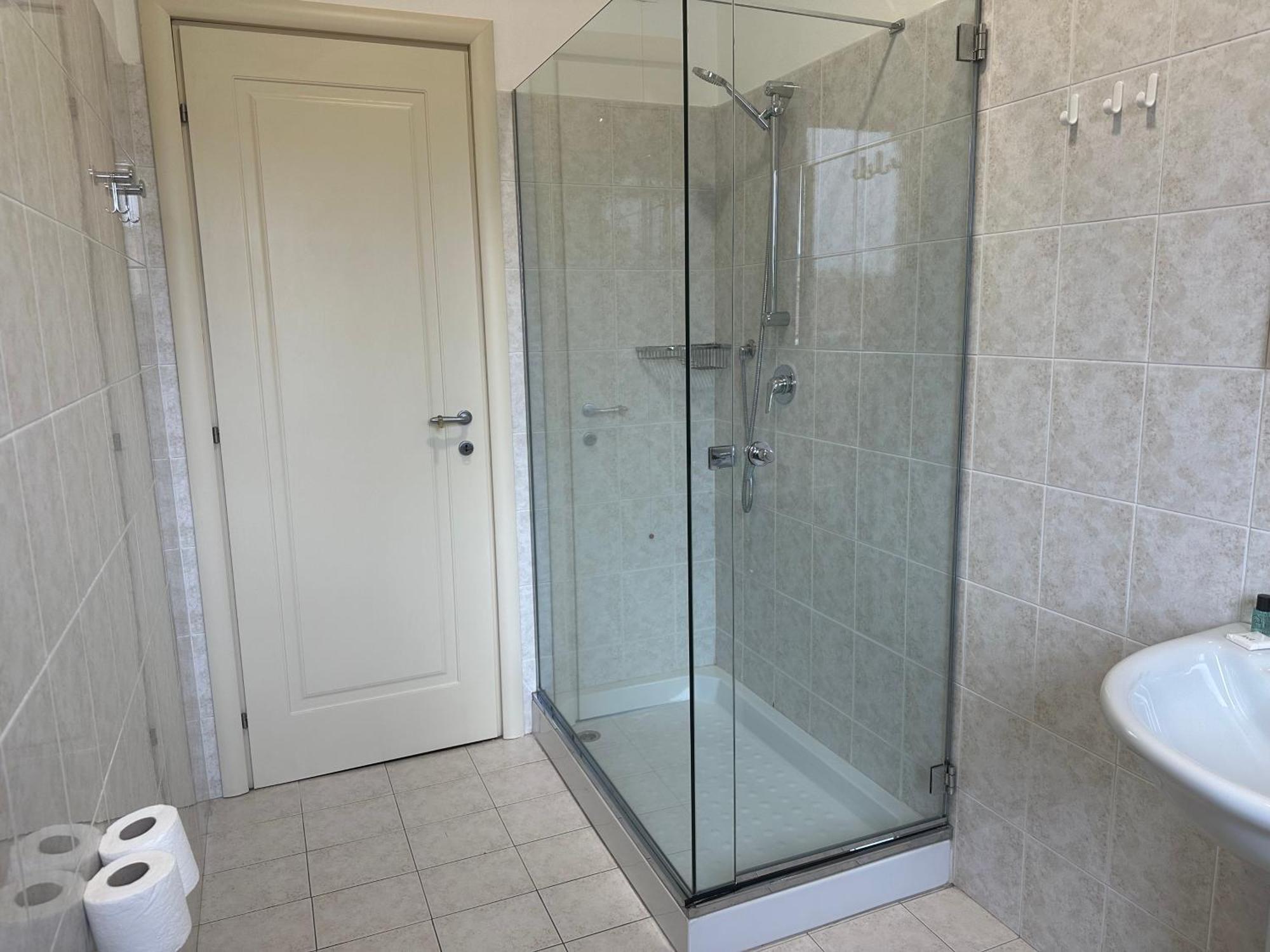 Feel - Bellavista Suites Бергамо Екстериор снимка